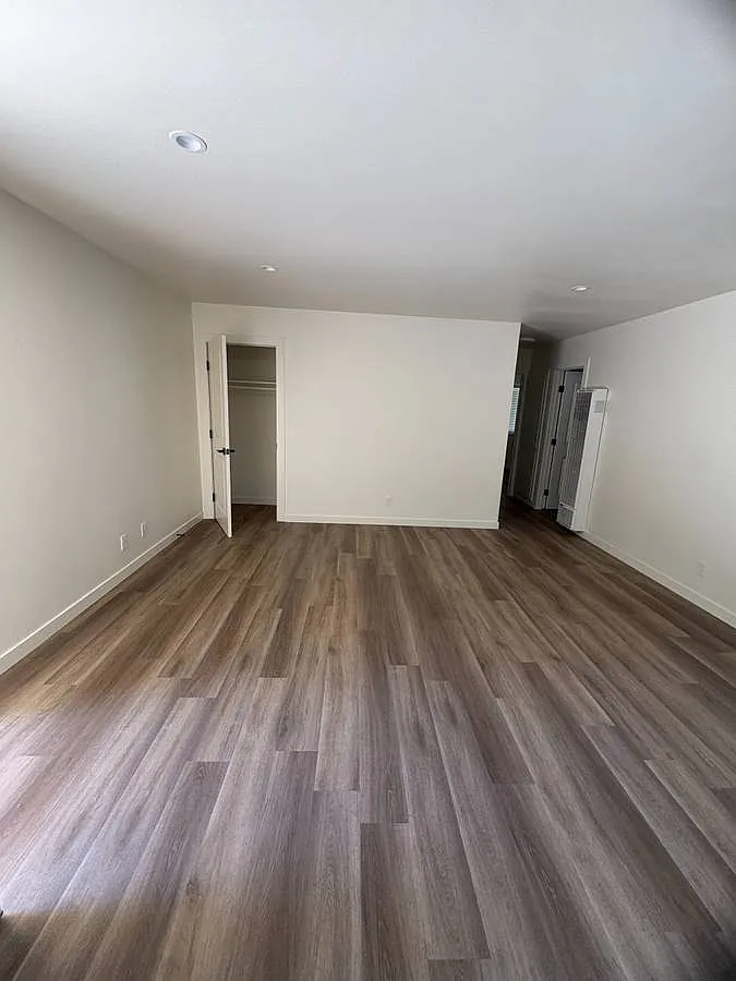 601 Grand Ave — Photo 1