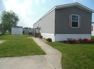 6921 Kensington Dr E, Fort Wayne, IN 46818