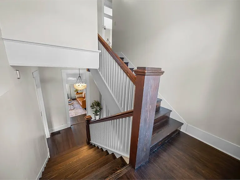 511 S Fannin Ave — Photo 17