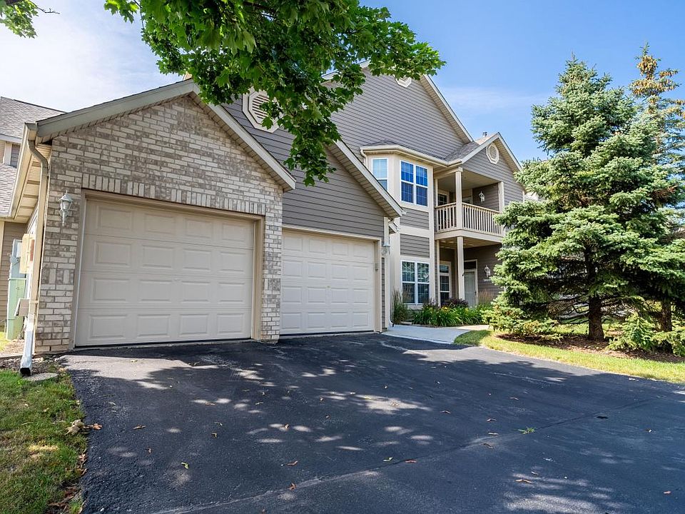 1st image of W159N4870 Graysland DRIVE #21