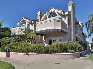 327 20th St, Huntington Beach, CA 92648