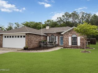 3222 Stonegate Cir, Gautier, MS 39553