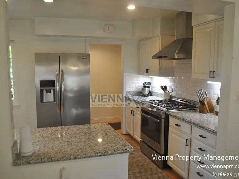 2913 Kerria Way — Photo 23