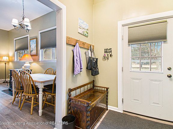 5th image of 1000 Hermitage Farm Ln
