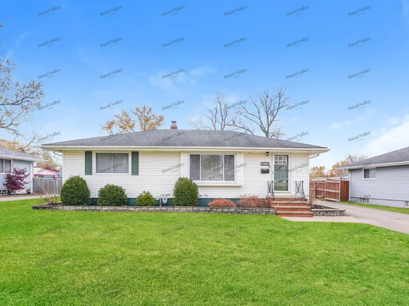 14995 Lindmont Dr, Brookpark, OH 44142