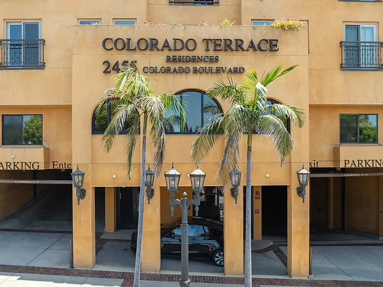 Colorado Terrace Senior Living — Photo 21