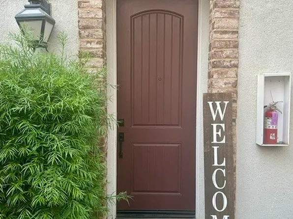 3210 E Yountville Dr Unit 8, Ontario, CA 91761