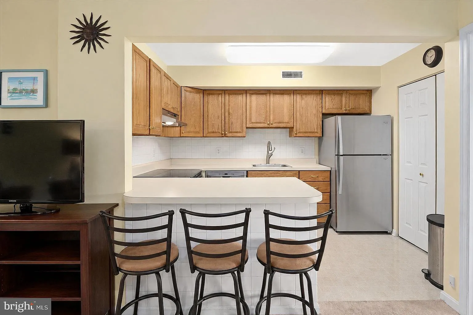 2 bed, 862 sqft, $2,300 — Photo 3