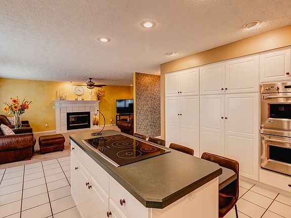 3rd image of 4494 W Ladino Ln