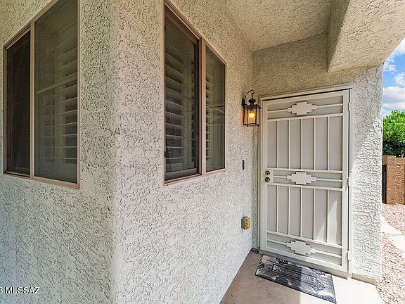 5th image of 668 W Calle Montero
