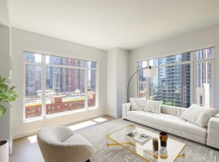One Bennett Park, Chicago, IL 60611