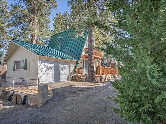 3rd image of 155 Lagunita Ln