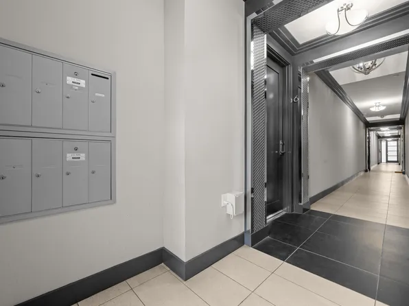 2131 S Beverly Glen, 2131 S Beverly Glen Blvd APT 2, Los Angeles, CA 90025