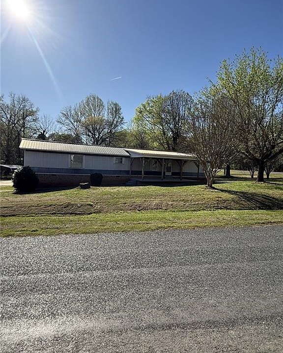 1st image of 3085 Stonehenge Rd