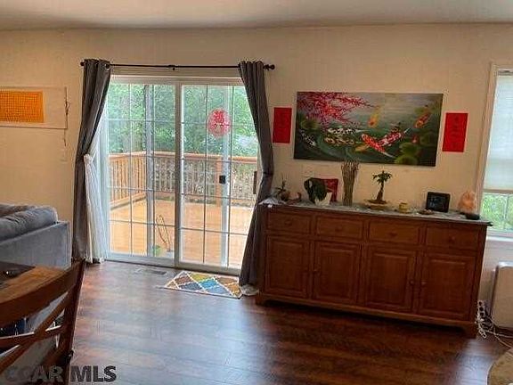 3rd image of 225 Ghaner Dr