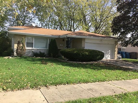 3rd image of 15707 Dante Dr