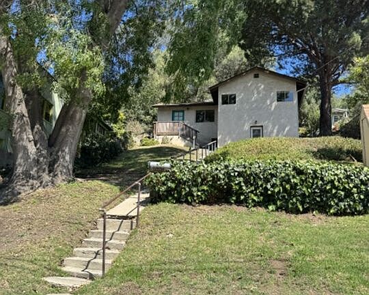 2nd image of 2024 Valentine St