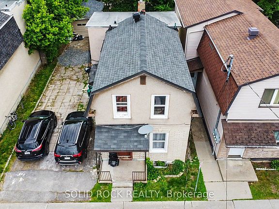 3rd image of 89 Marier Ave