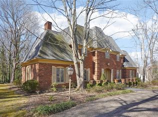 1211 Yorkshire Dr, High Point, NC 27262