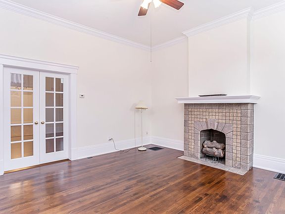 5th image of 212 E 4th St