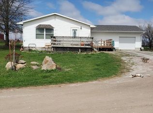 28488 203rd Ave, Cincinnati, IA 52549
