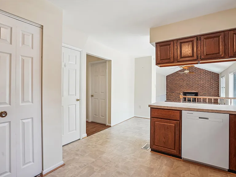 3307 Flintwood Ct — Photo 19