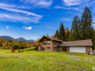 46003 Concrete Sauk Valley Road, Concrete, WA 98237