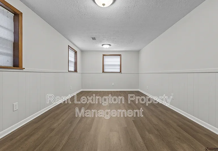 2124 Violet Rd — Photo 17