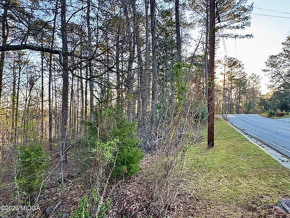 2nd image of 1954 Wood Valley Rd