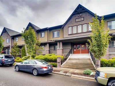 1736 10th Ave Ne #C208, Issaquah, WA, 98029