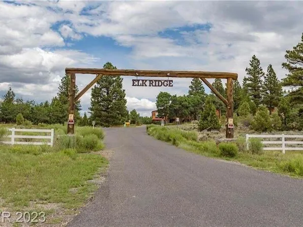 2805 N Dead Horse Loop, Alton, UT 84710
