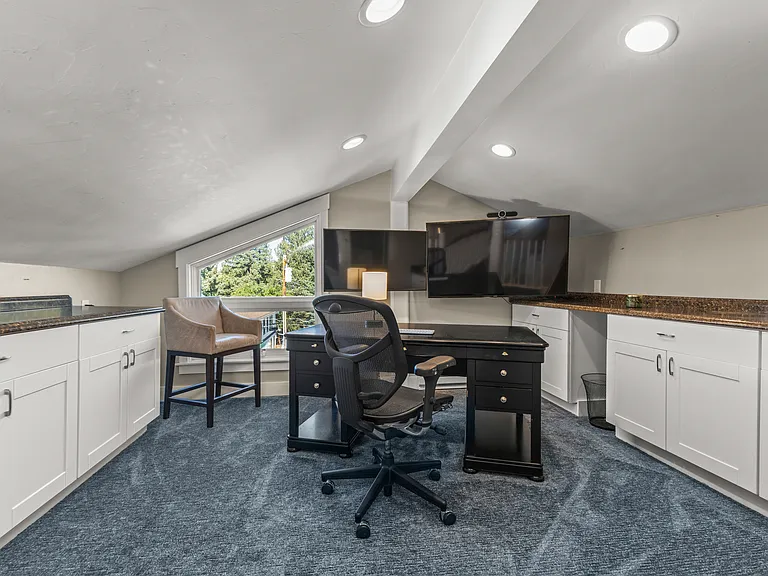 Loft | Home Office
