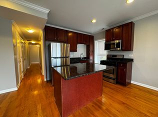 4059 W Melrose St APT 2, Chicago, IL 60641