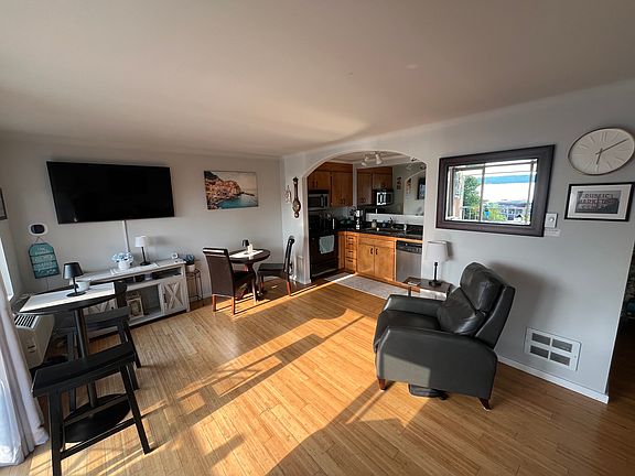 3rd image of 201 2nd St S APT 312