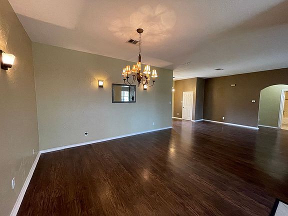 4th image of 4805 Kelso Pl