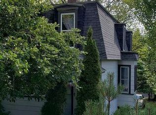 922 E 7th St, Duluth, MN 55805