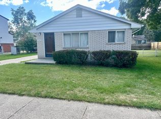 34459 John St, Wayne, MI 48184