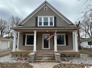 231 Seward St, Seward, NE 68434