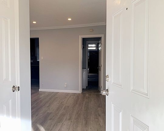 4th image of 624 N Toluca Park Dr APT D