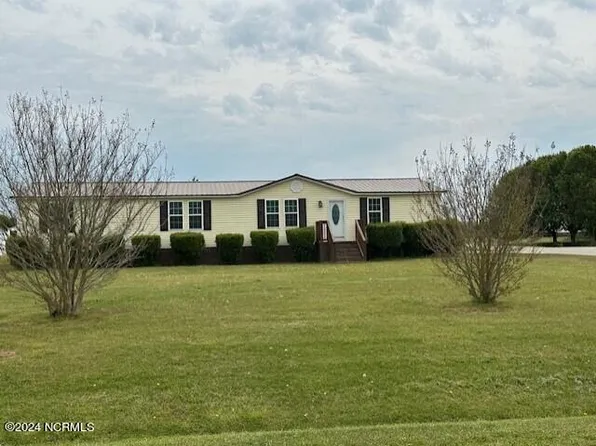 10613 Gaskill Farm Road, Whitakers, NC 27891