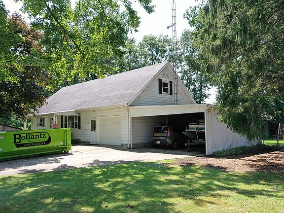 5th image of 635 Woodcrest Dr