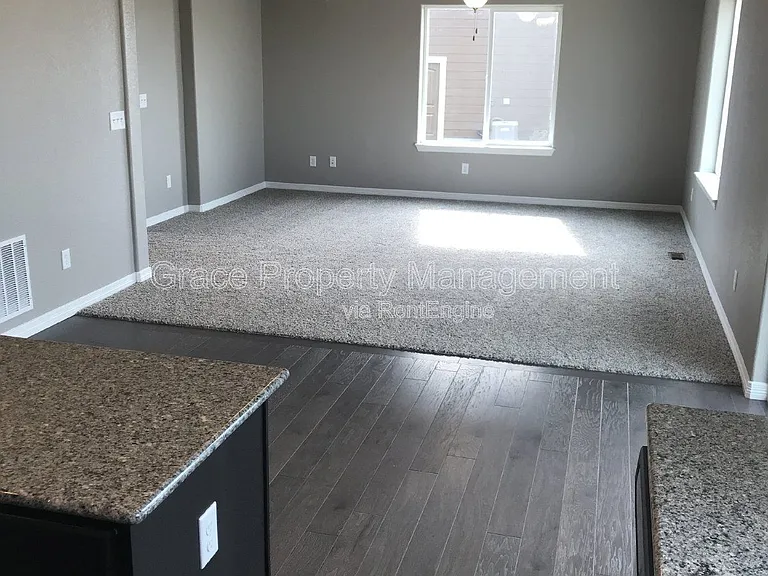 2063 Tabor St — Photo 6