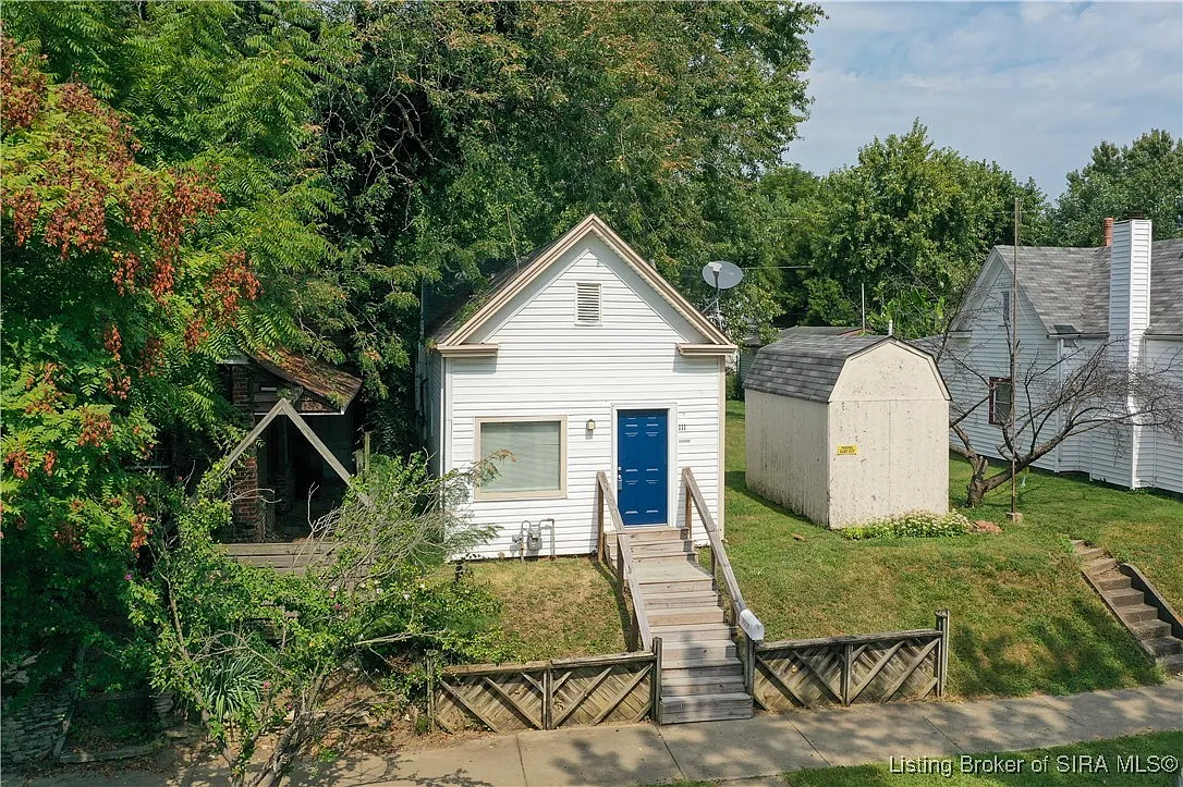 1117 Culbertson Avenue photo 1