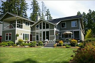 2nd image of 8631 Evergreen Dr NE