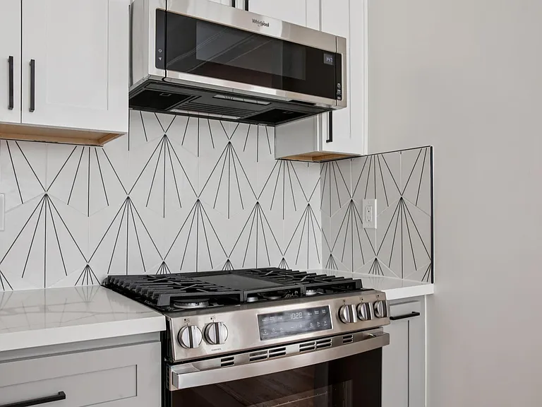 1370 Filbert St #1 — Photo 12