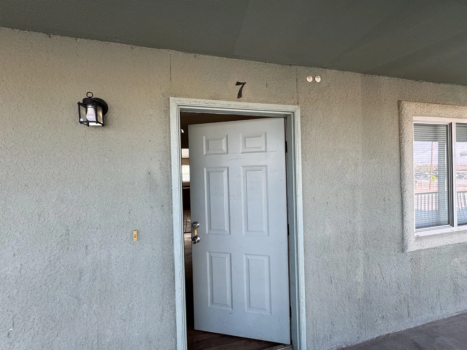 8715 Independence Drive #07 - 3 — Photo 1