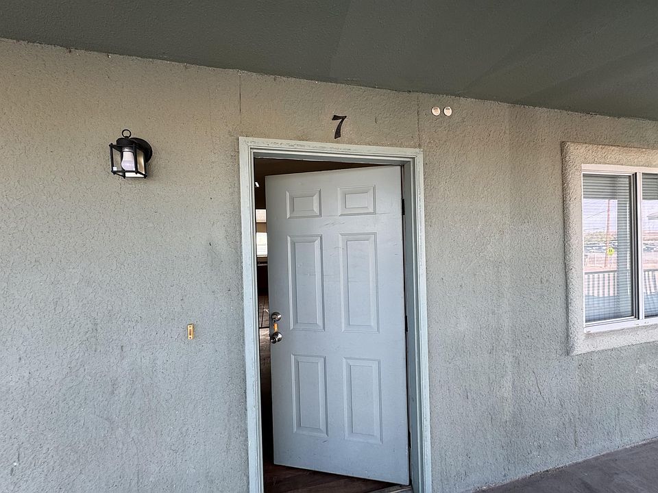 1st image of 8715 Independence Dr #7