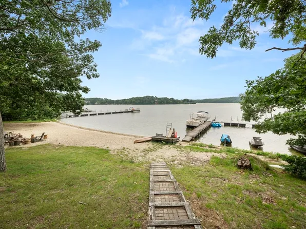 50 Nightingale Rd APT 3, Plymouth, MA 02360
