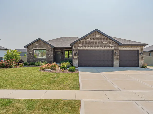 916 W Woodlawn Rd, New Lenox, IL 60451