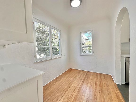 4th image of 1427 Euclid St #1427